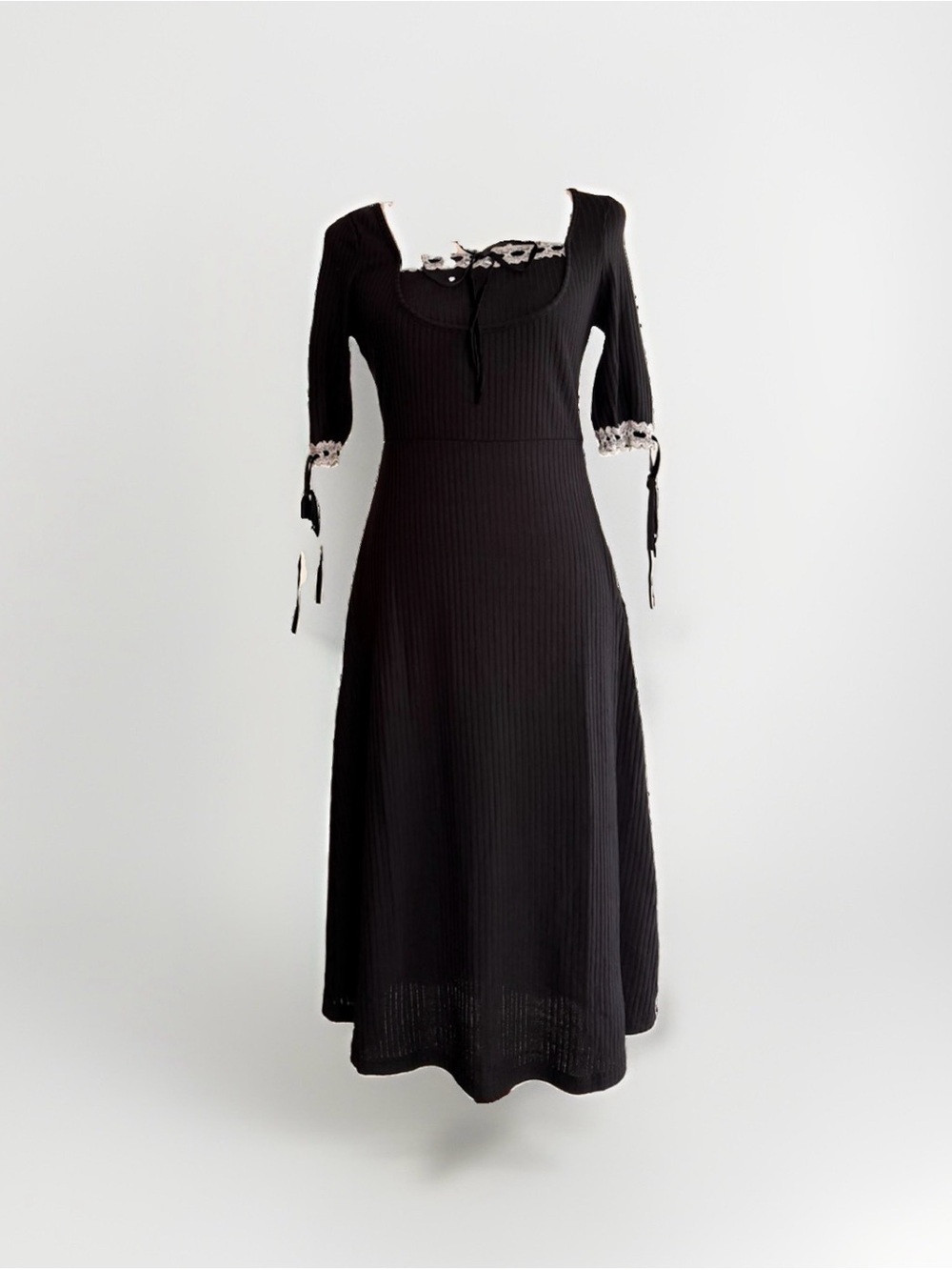 NWT Victorian Style Ribbed Knit Midi Dress with Lace Trim and Velvet Bows